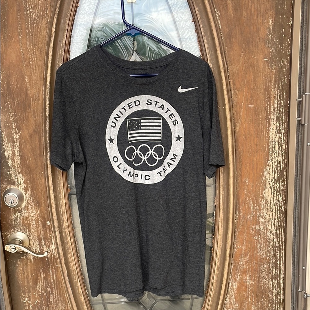 The Nike USA Tee! Large